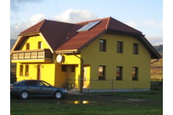 Eslovaquia Privát Bešeňová, Exterior